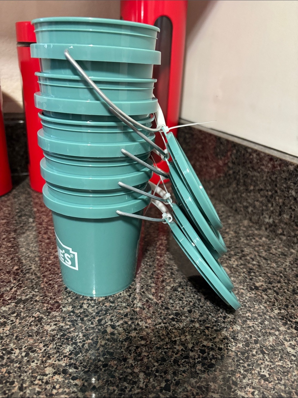 Stackable Teal Plastic Camping Cups with Lids set of 5 - Picture 3 of 3